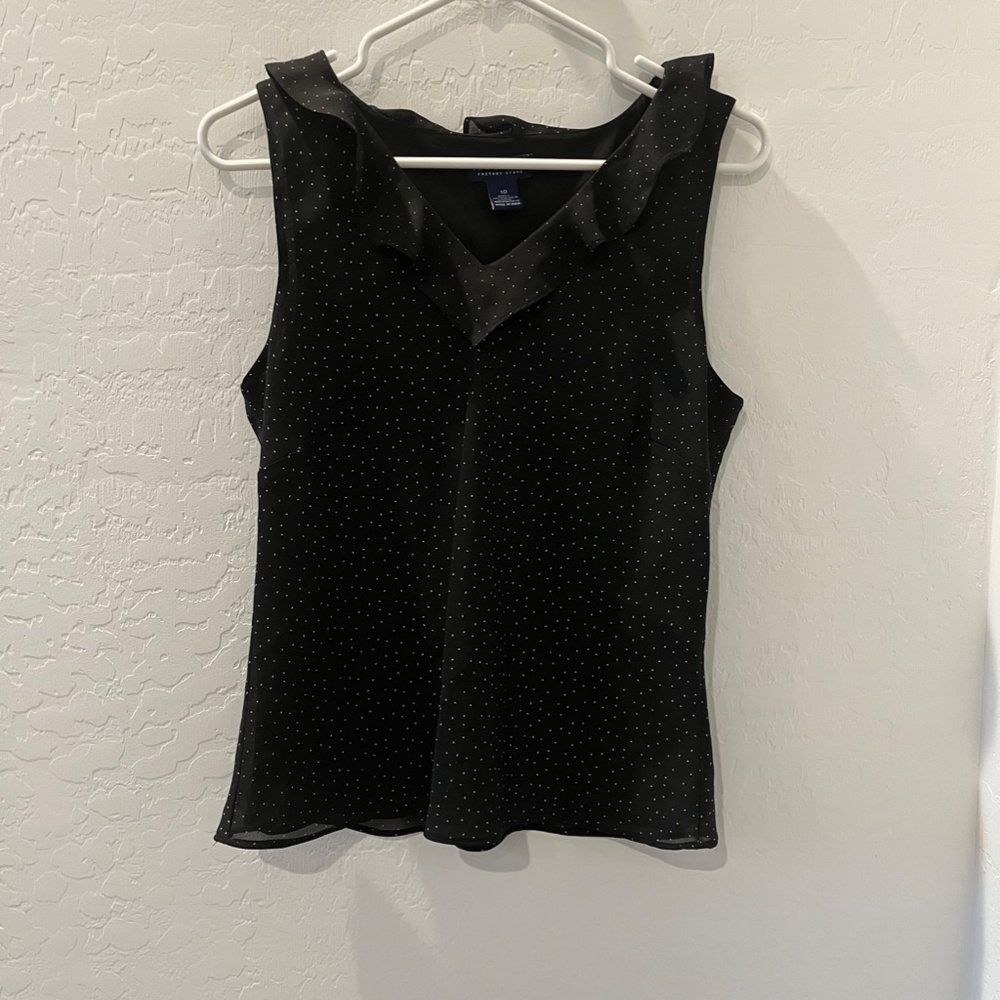 Ann Taylor Factory short sleeved blouse black and white dots size 10